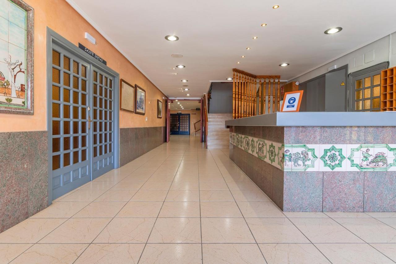 Hotel Sierra De Arcos อันดอร์รา ภายนอก รูปภาพ