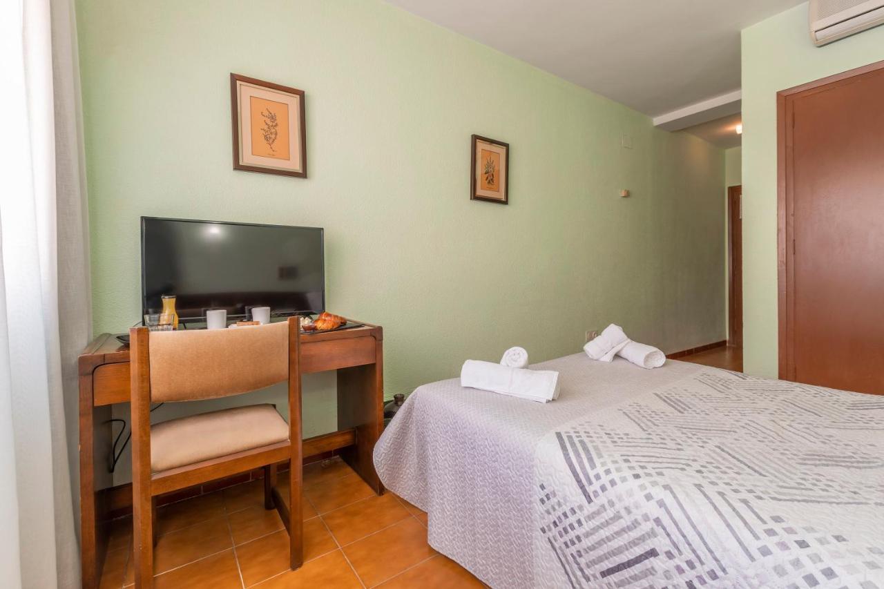 Hotel Sierra De Arcos อันดอร์รา ภายนอก รูปภาพ